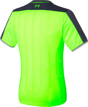 liverpool-16-17-third-kit-3.jpg