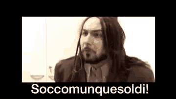 Soccomunquesoldi Sossoldi GIF - Soccomunquesoldi Sossoldi Maccio - Discover  & Share GIFs