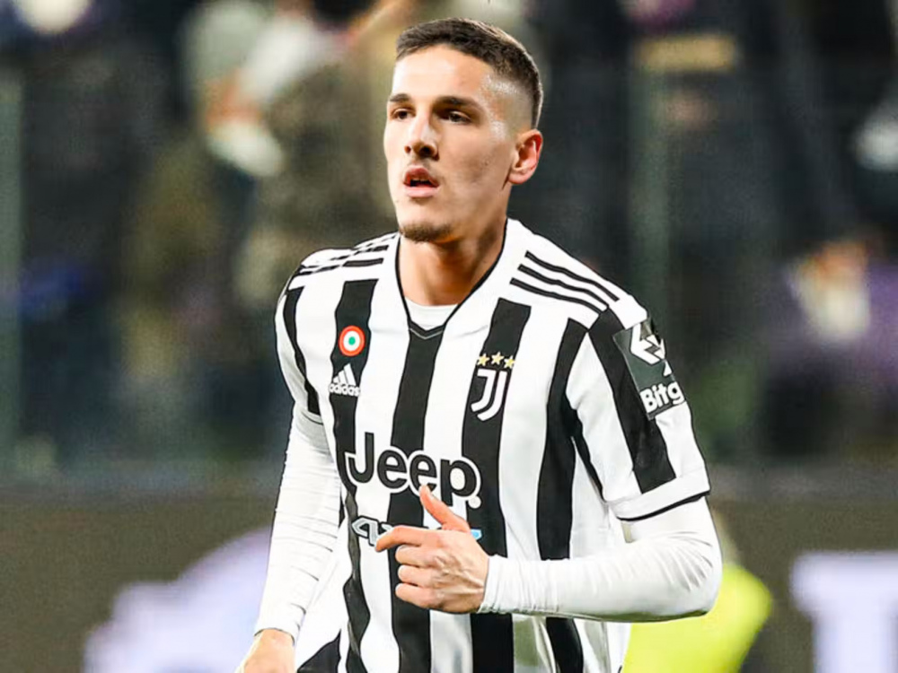 https___wp-images.onefootball.com_wp-content_uploads_sites_24_2022_04_Zaniolo-Juve-1000x563.jpg